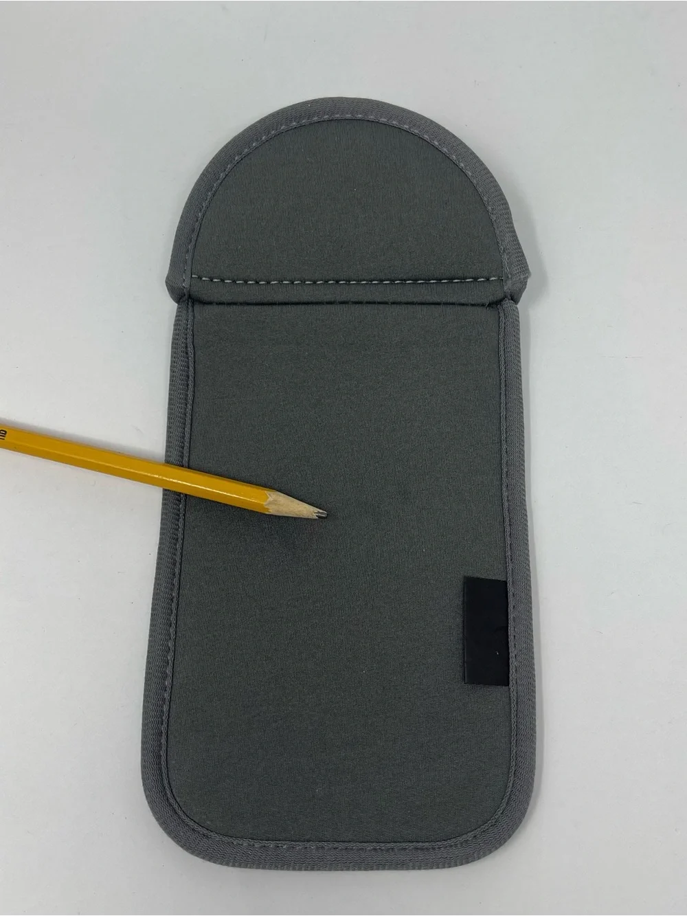 Yondr Phone Pouch Locked Large Writing